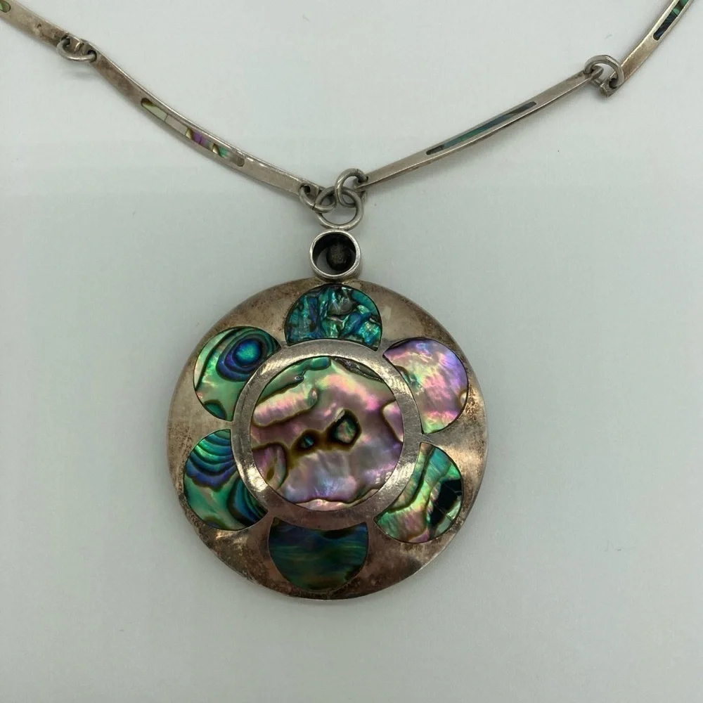 Vintage Abalone Shell and Sterling Silver 2 sided Pendant Necklace - Picture 4 of 11